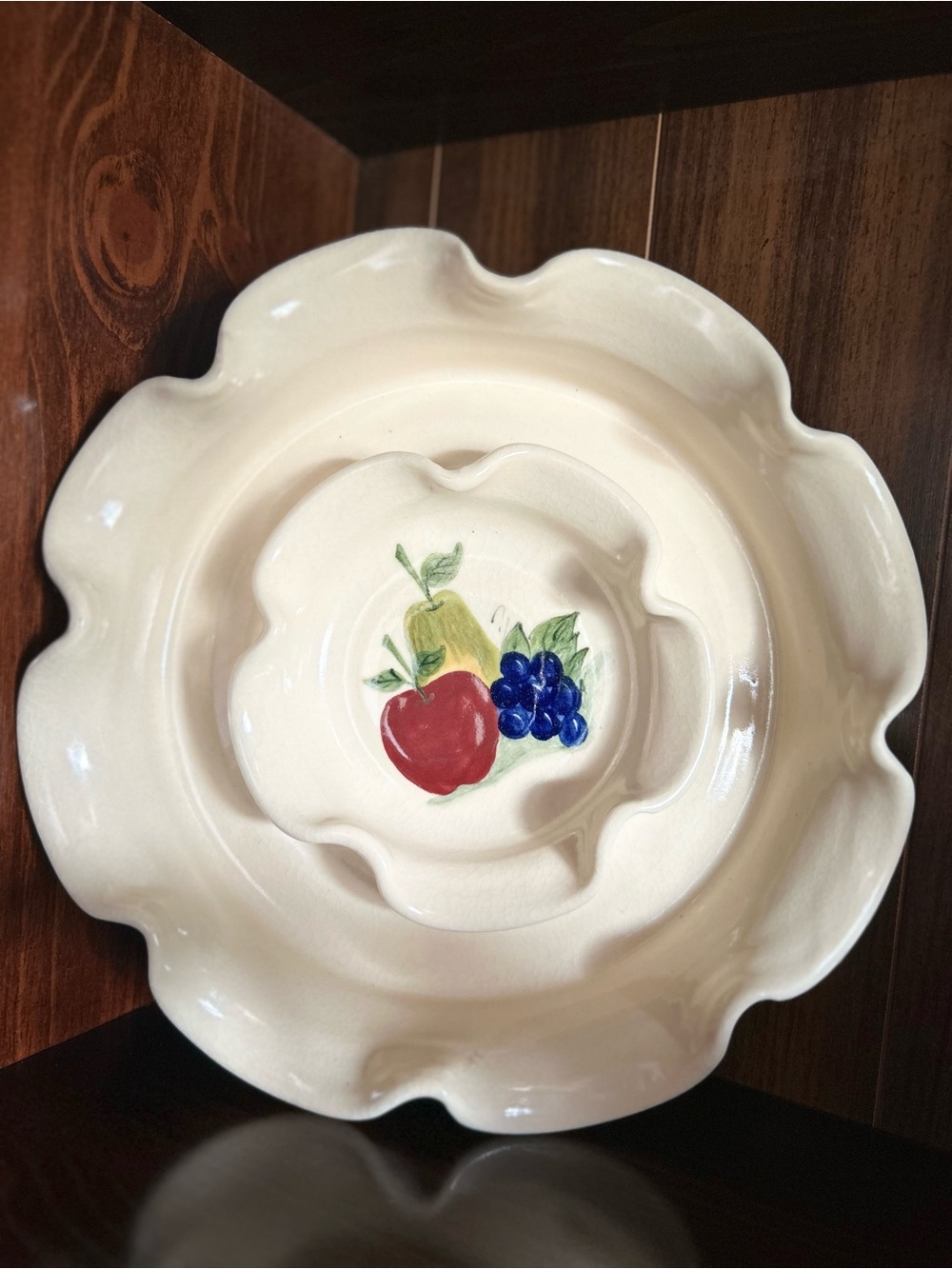 Cream Ceramic Ruffled Fruit Serving Dish